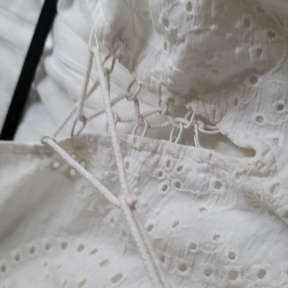 White crochet romper - Picture 5 of 6